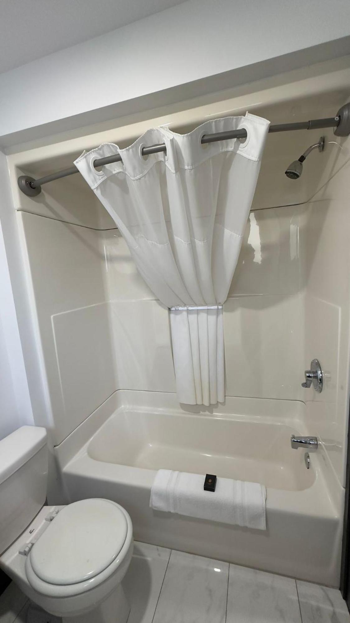Motel 7 Inn & Suites Beresford Luaran gambar